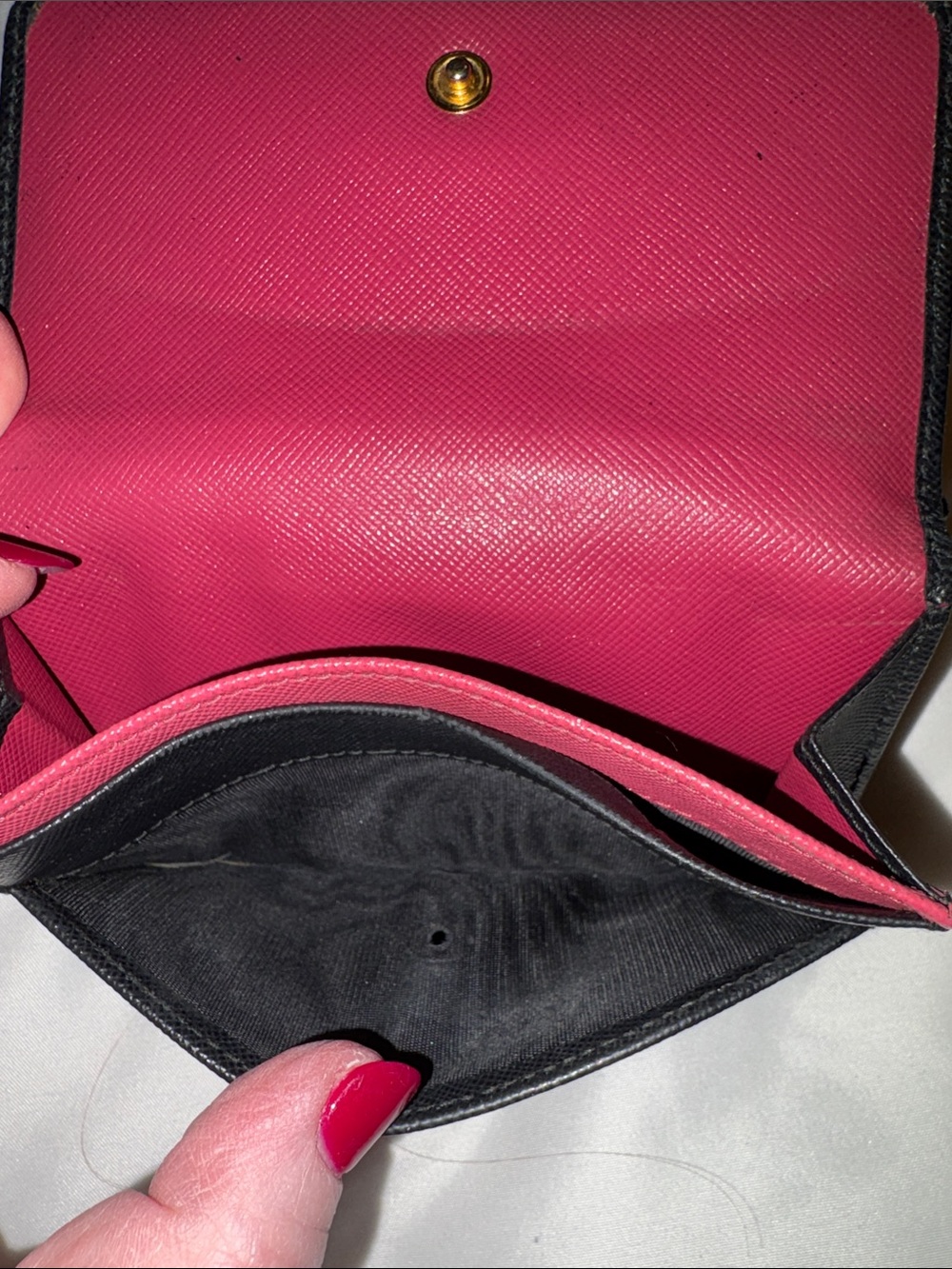 PRADA Saffiano Leather Black / Pink Wallet - small tear - Picture 10 of 10